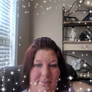 Meet your Posher, Angie